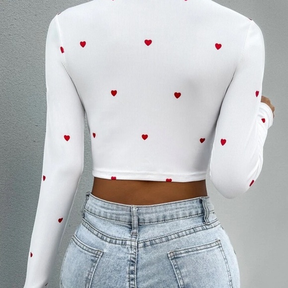 White Heart Print Crop Top - Picture 3 of 14